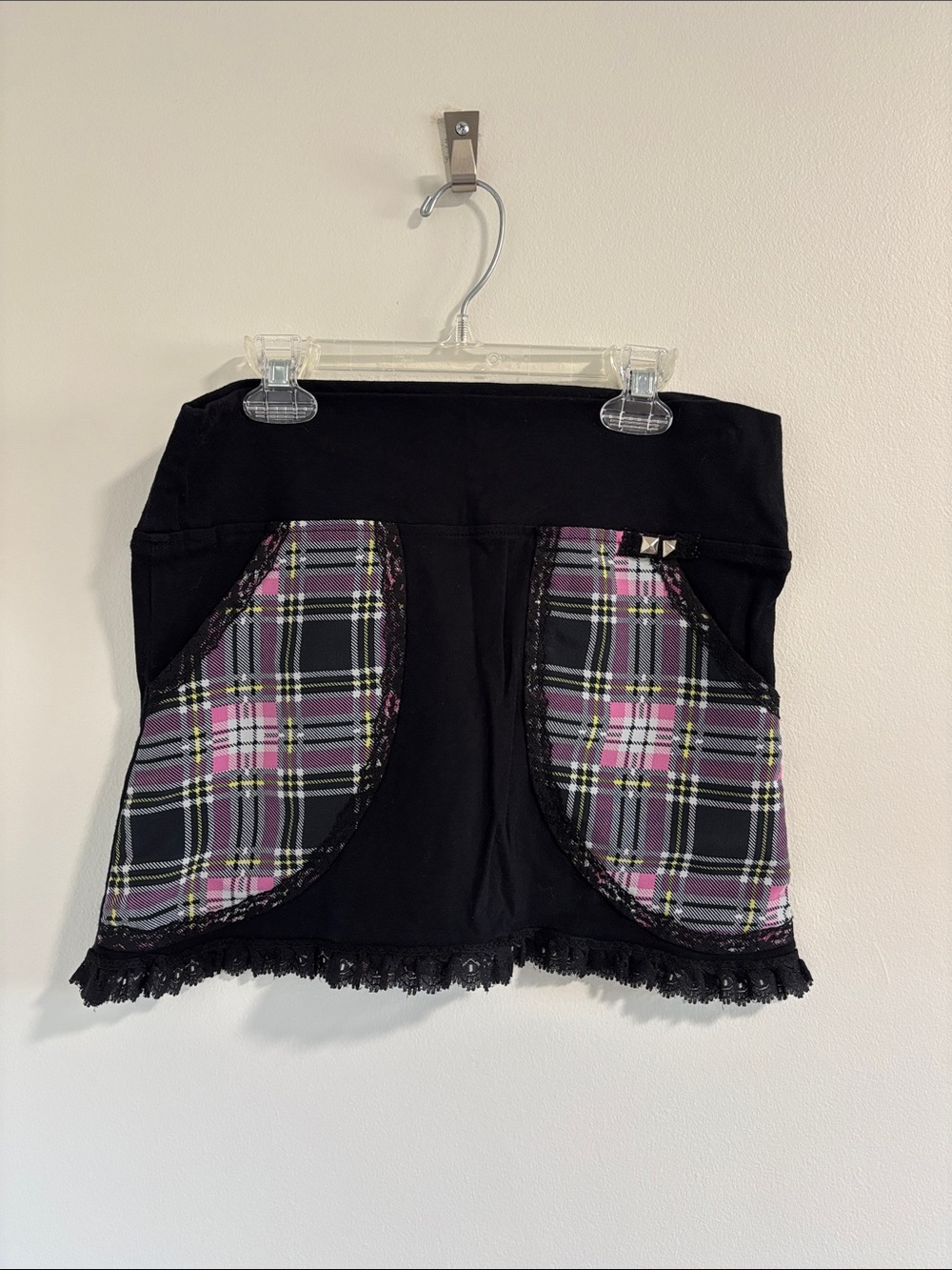 Y2K Black Mini Skirt with Pink Plaid Pocket Accents Size S